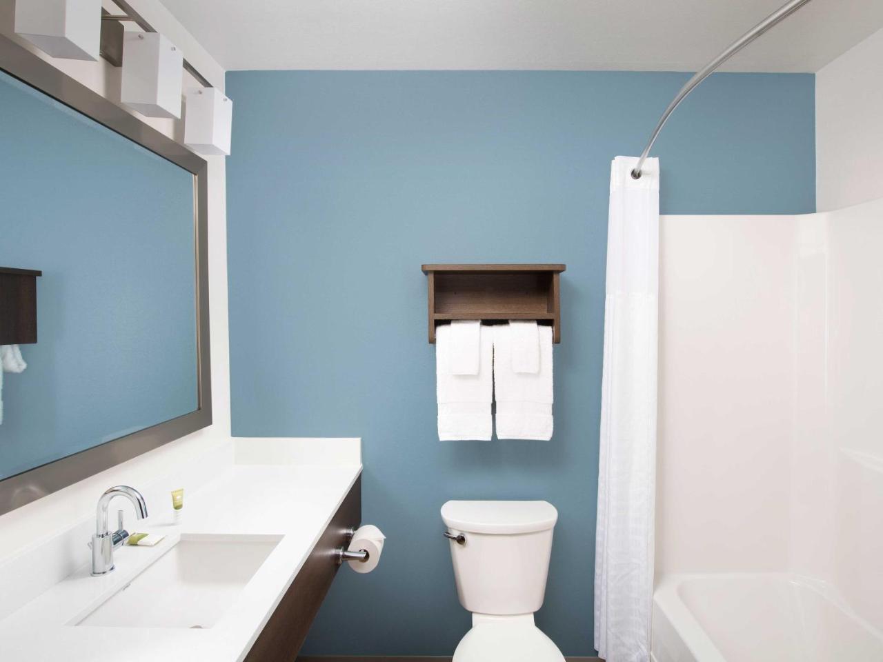 Woodspring Suites Fargo North Near Ndsu Dış mekan fotoğraf